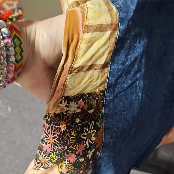 Floral Patchwork Button Down Shirt - Picture 5 of 10